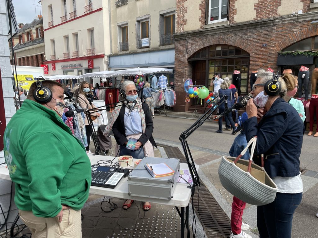Web radio sur le marché